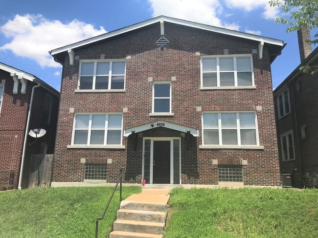 Building Photo - 4995 Quincy St