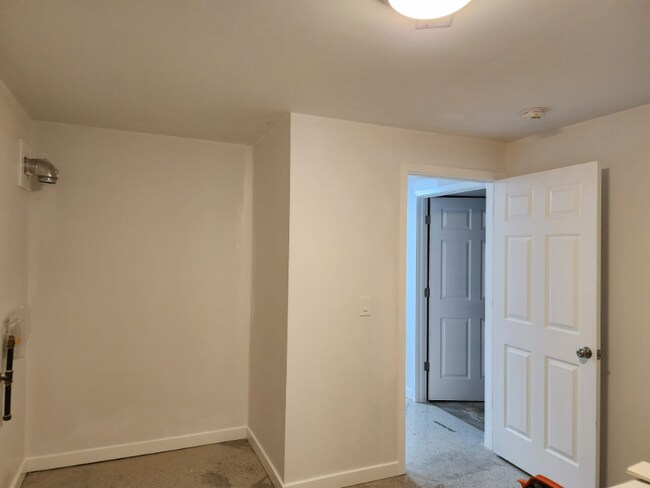 Building Photo - 14636 Military Rd S