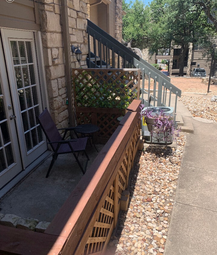 3627 Menchaca Rd Unit 116, Austin, TX 78704 Condo for Rent in Austin
