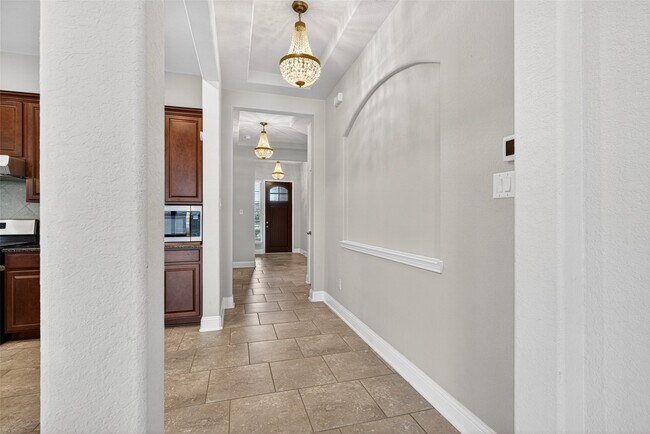 Building Photo - 19202 Presa Canyon Dr