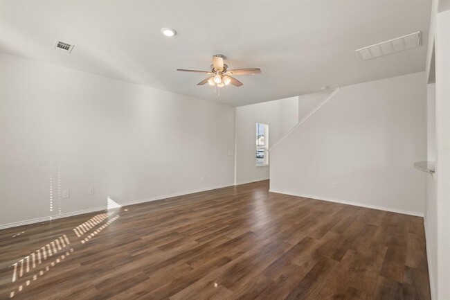 Foto del edificio - 25555 Pitchfork Ranch Pl