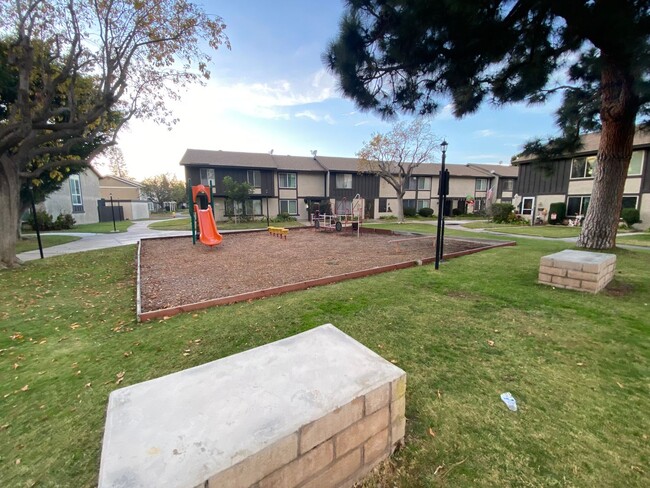 Building Photo - Remodeled 3 Bedroom Stanton Condo For Rent!