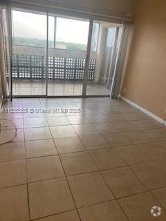 Building Photo - 3301 Spanish Moss Terrace