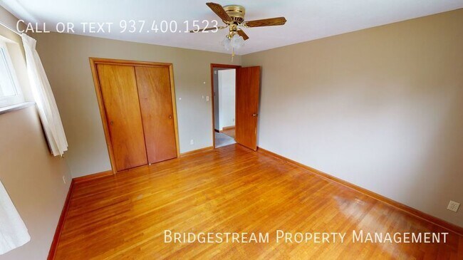 Building Photo - Beautiful 2-Story, 4 bedroom, 1 bath home ...