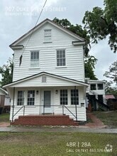 Building Photo - 907 Duke St