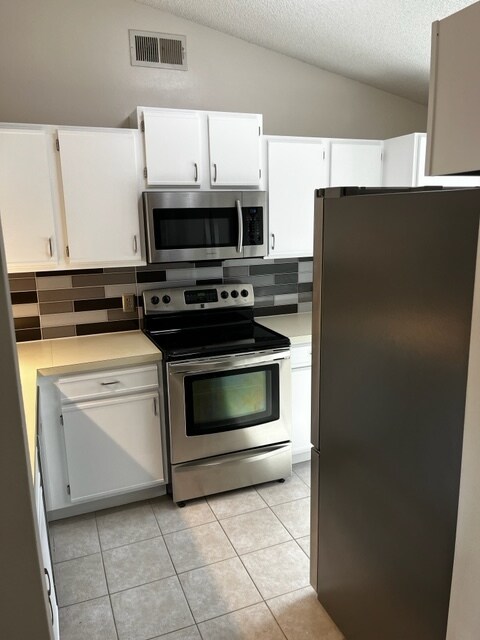 Building Photo - 208 Stephen Dr