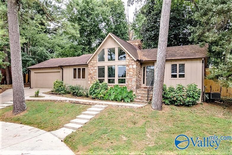 Primary Photo - 710 Crestview Dr