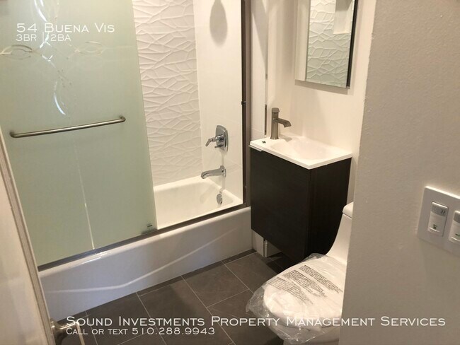 Building Photo - 54 Buena Vista