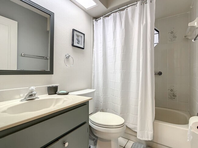 Foto del edificio - 12410 Wedgefield Dr