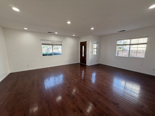 Foto del edificio - 3bed / 2 bath House for Rent in Monterey Park!
