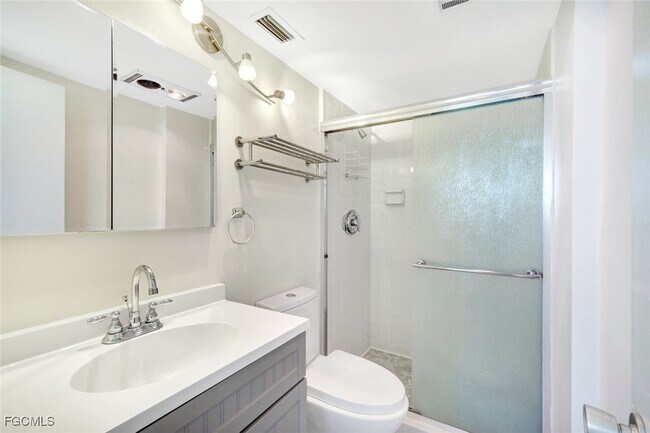 Foto del edificio - 1766 Cape Coral Pkwy E