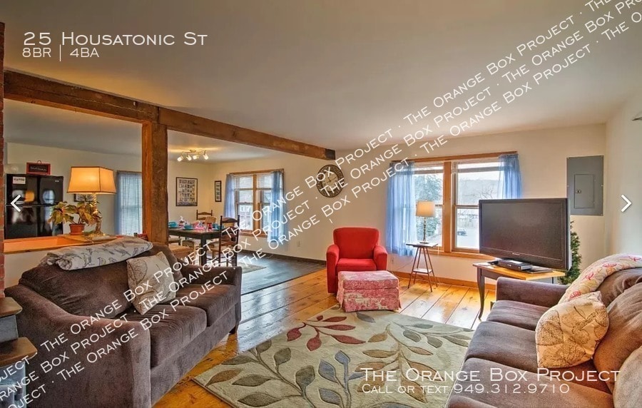Building Photo - 25 Housatonic St
