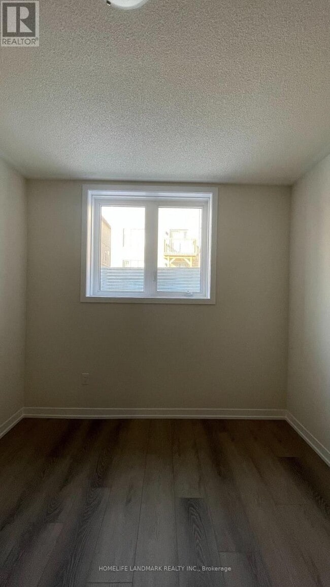 Building Photo - 18 Ziibi Wy