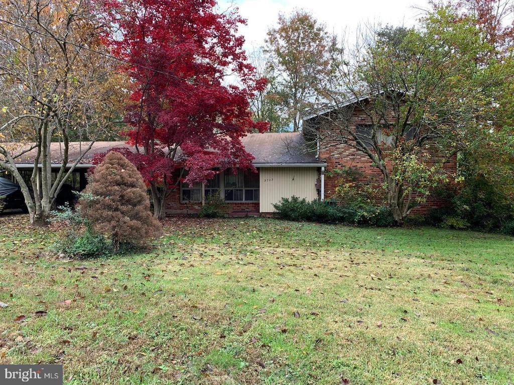 Primary Photo - 3743 Chain Bridge Rd