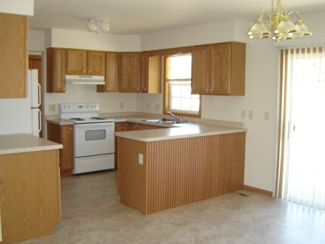 Building Photo - 1242 Balsam Ave
