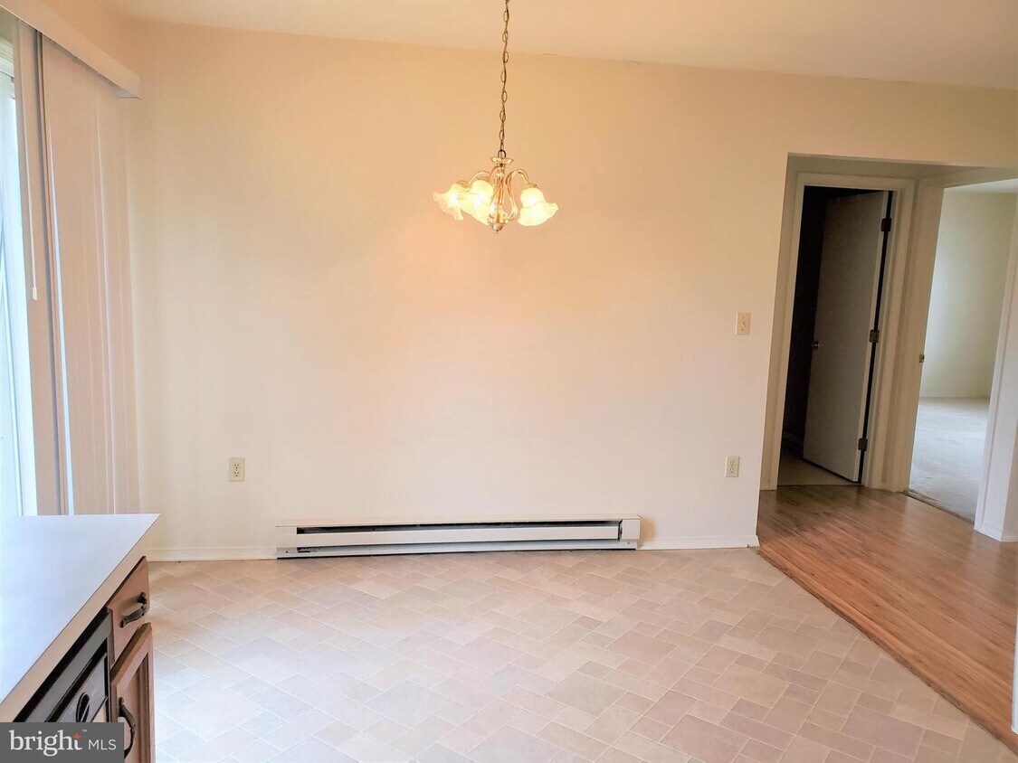 10 Mary Dr, Bermudian, PA 17019 House Rental in Bermudian, PA