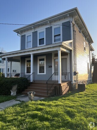 Building Photo - 411 N Madison St