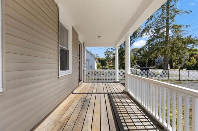 Building Photo - 3461 Kingstown Rd