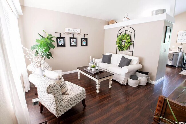 Building Photo - 14333 S Dreamfield Dr