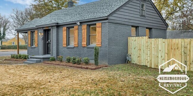 Building Photo - 1639 Cherry