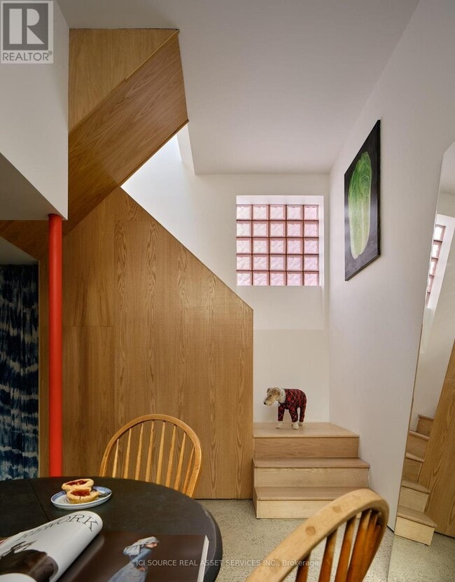 Photo du bâtiment - 60 Beverley St