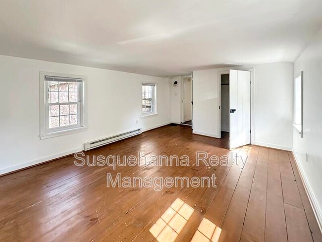 Foto del edificio - 169 Engle Ln