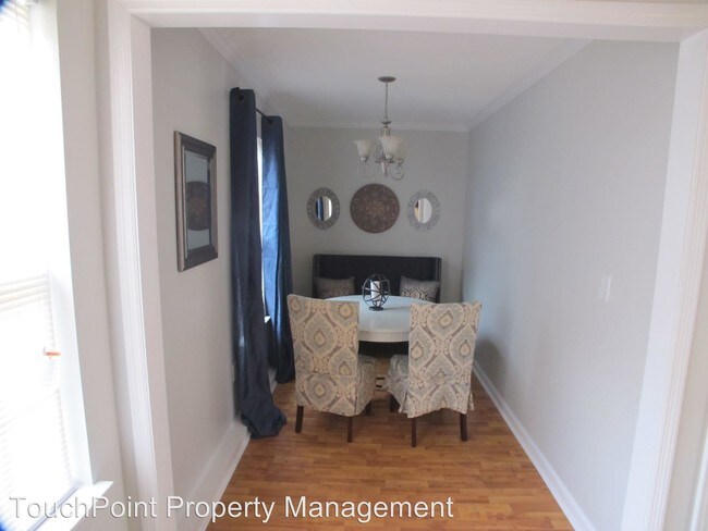 Building Photo - 3 br, 2 bath House - 5800 Silver Eagle Dr