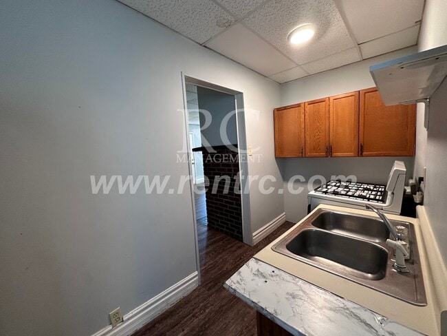 Building Photo - 1114-A Gilbert-
