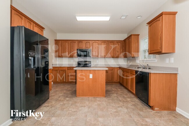 Foto del edificio - 3012 Early Rise Ave