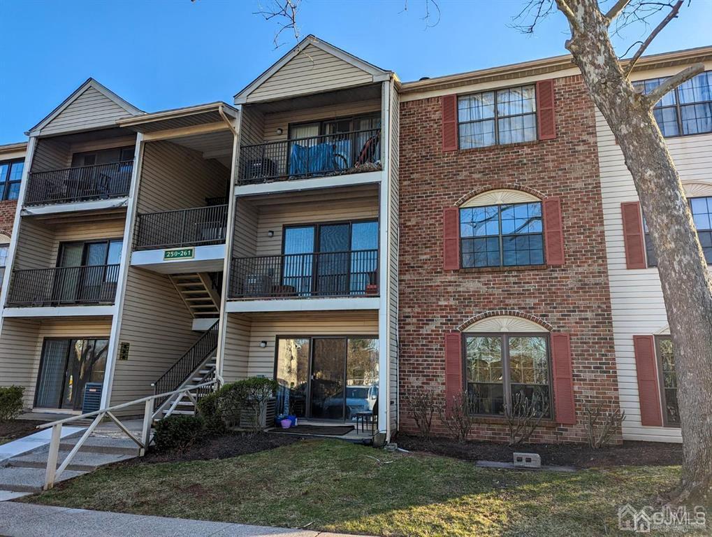 Foto principal - 259 Hampshire Ct