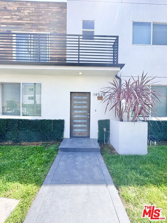 Foto del edificio - 14528 Killion St