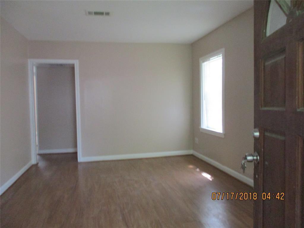 Primary Photo - 700 11th N St