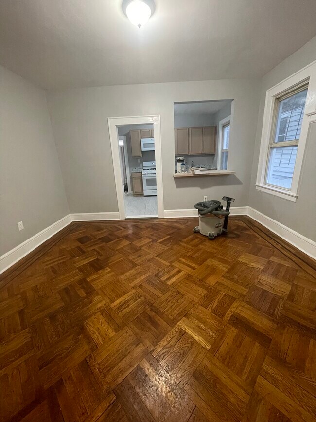 Foto del edificio - 415 Kerrigan Blvd