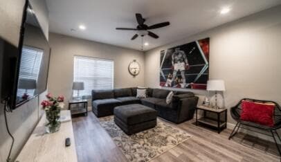 Foto del edificio - 1518 Avenue W