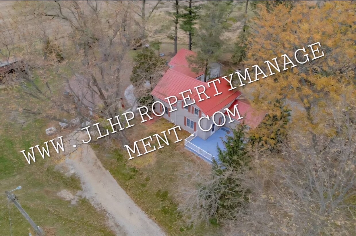 Primary Photo - 9068 Black Oak Rd