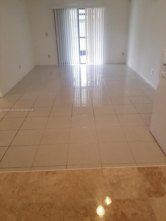 Foto del edificio - 3816 SW 69th Way