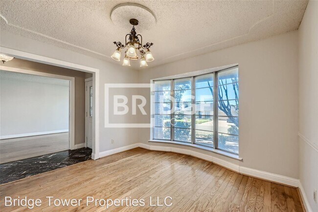 Foto del edificio - 3 br, 2 bath House - 405 Live Oak Drive