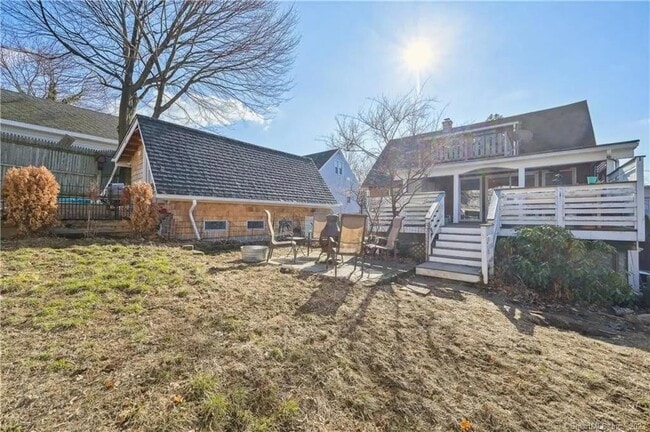 Building Photo - 35 Caldwell Ave Ave