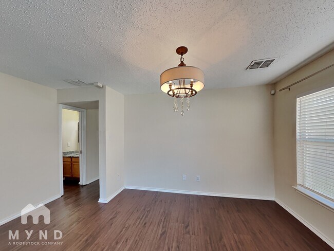 Foto del edificio - 316 Willow Oak Dr