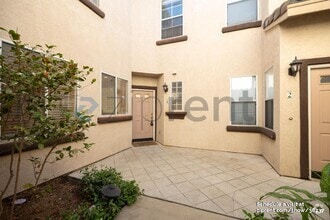 Building Photo - 10705 Wexford St