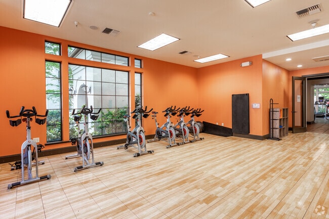 Fitness Center - Legacy Fountain Plaza