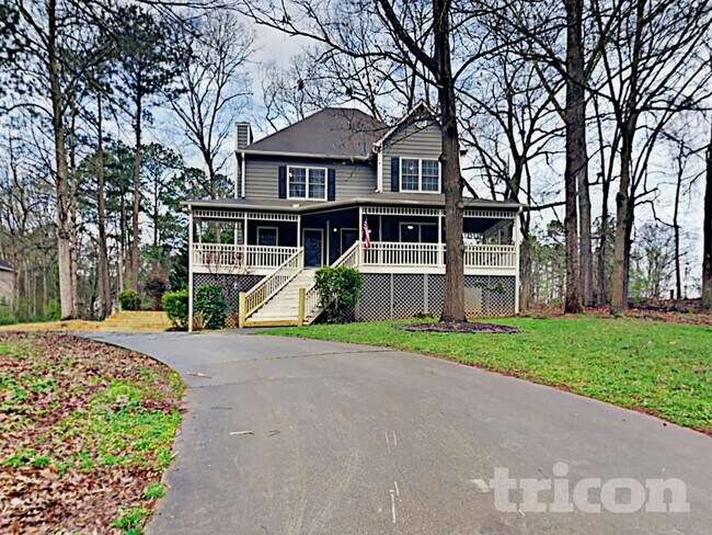 Building Photo - 313 Willow Bend Dr