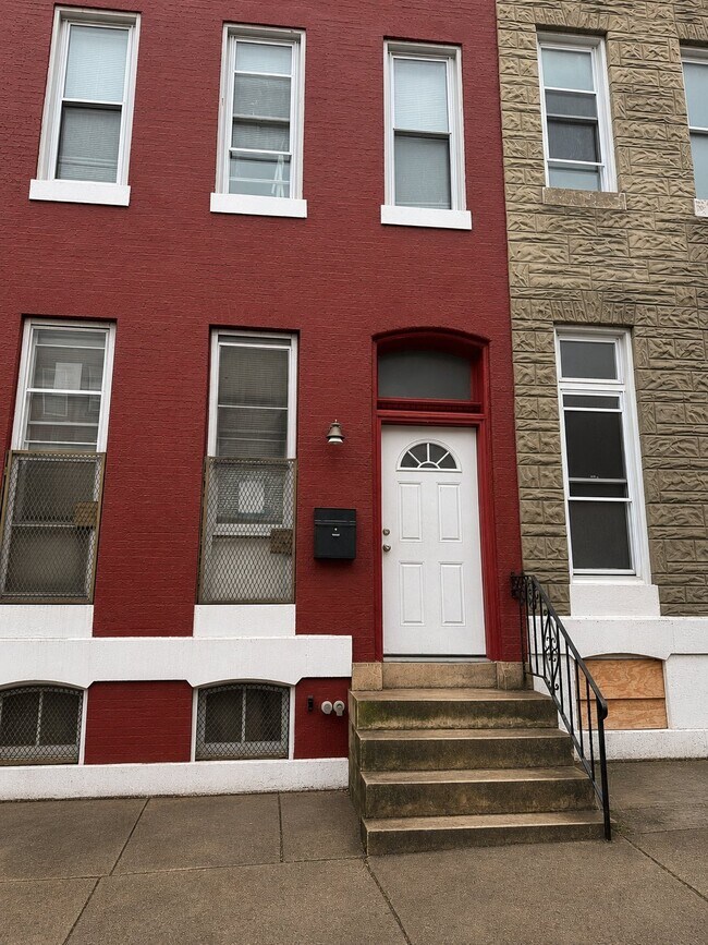 Building Photo - 1015 Edmondson Ave
