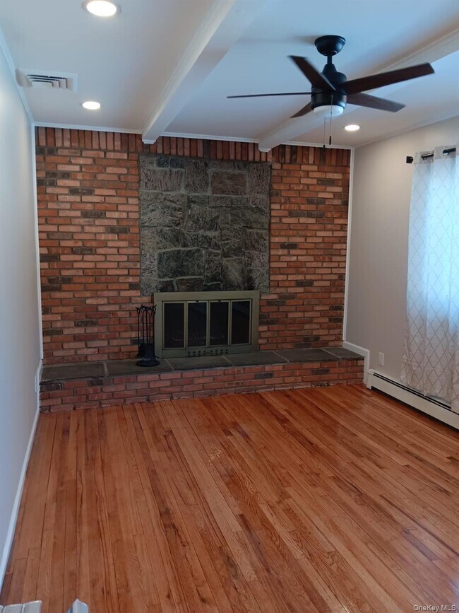 Foto del edificio - 150 Albany Ave