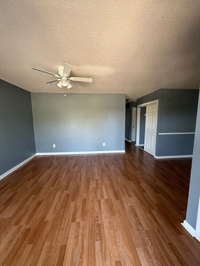 Foto del edificio - Platinum House LLC