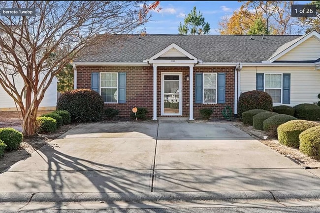 Building Photo - 604 Beretta Dr