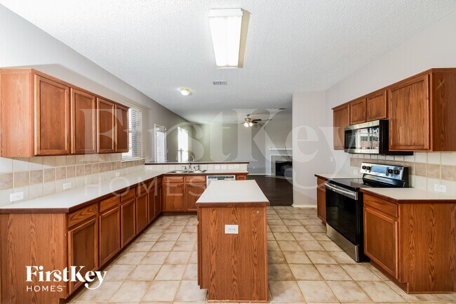 Foto del edificio - 2911 Tangleglen Dr