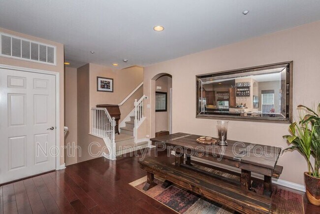 Foto del edificio - 1187 Highbluff Ave