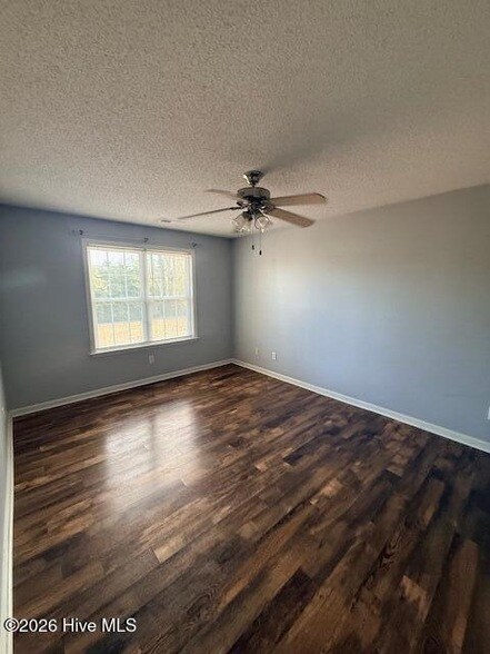 Foto del edificio - 200 Commons Ct