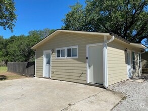 Building Photo - 1549 Ranger Hwy